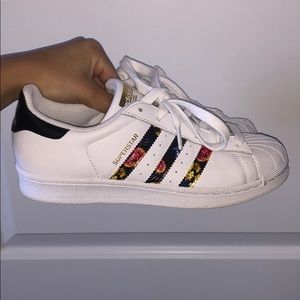 Adidas Superstar Women’s Shoes